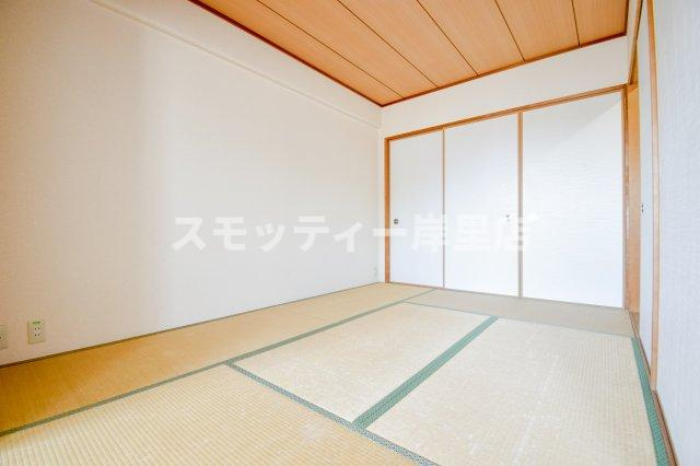 ノアーズアーク住之江の和室
