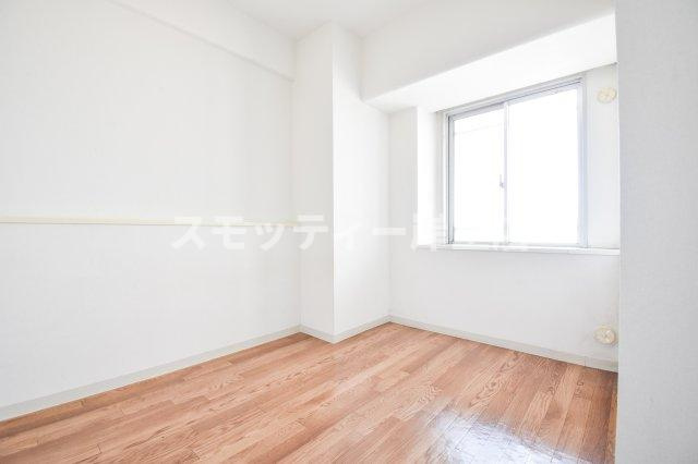 ノアーズアーク住之江の洋室