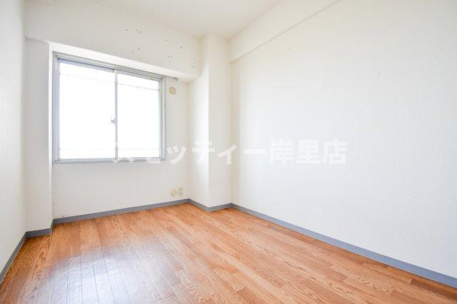 ノアーズアーク住之江の寝室