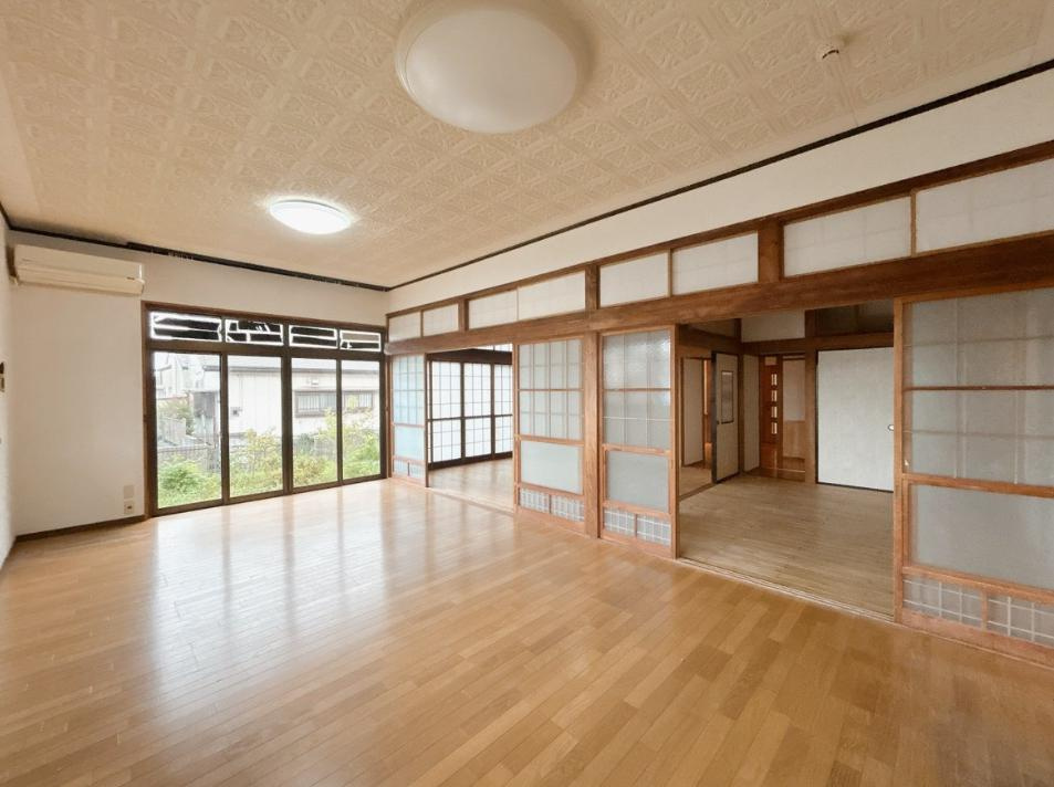 東海村大字須和間　中古戸建の居間・リビング