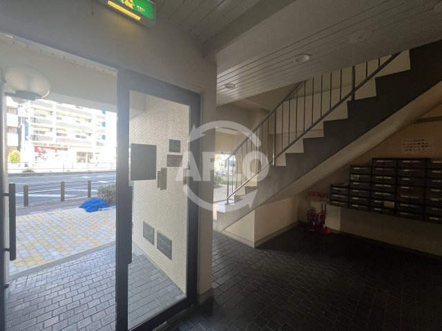 三恵上新庄ハイツ　新庄小学校区のロビー|三恵上新庄ハイツ　ロビー