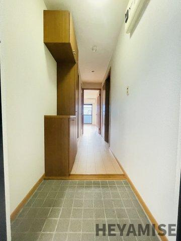 ビサイド・パルの玄関|※別号室の類似間取り写真です。現況優先とします。