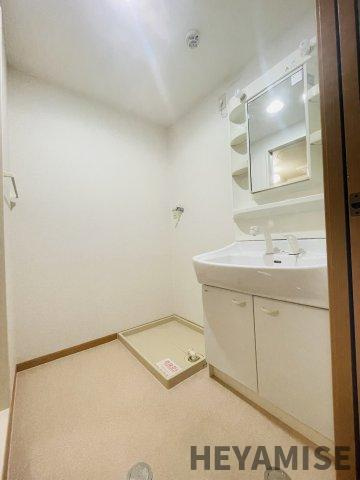 ビサイド・パルの洗面所|※別号室の類似間取り写真です。現況優先とします。