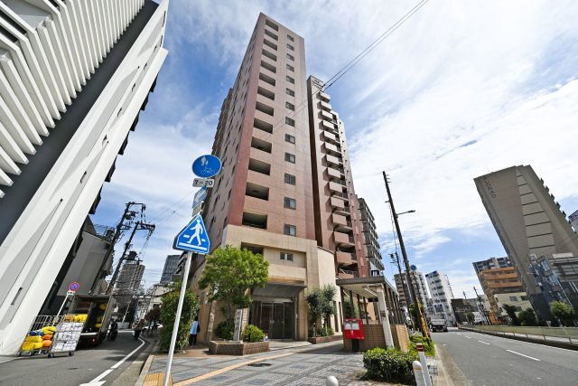 ピュア玉川の外観|ご不明な税金・諸費用についても丁寧にサポートいたします。現地見学で、住まいのイメージやご希望をぜひお聞かせください。