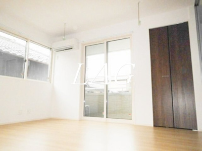 【居間・リビング】 | クレールコート | 洋室のお部屋です。