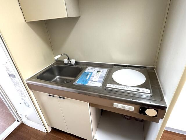 足立区加平３丁目の賃貸マンションのキッチン