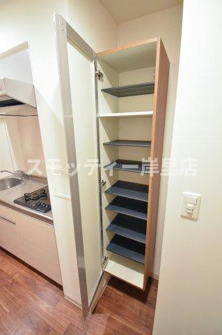 ブラン花園町の収納