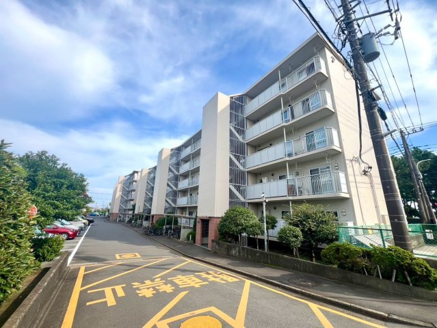 【外観】 | 藤沢ニューライフ7号棟 | エントランス側外観