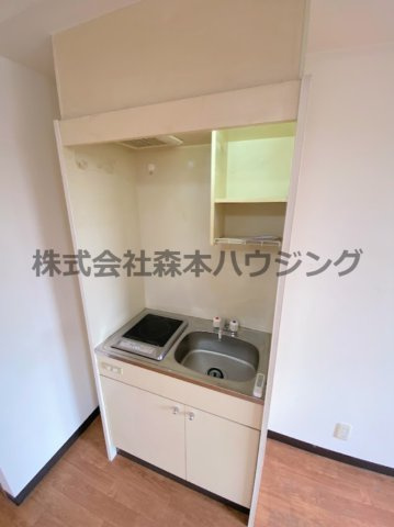 【キッチン】 | 　ヴィラナリー大日 | コンパクトなキッチンで掃除もラクラク