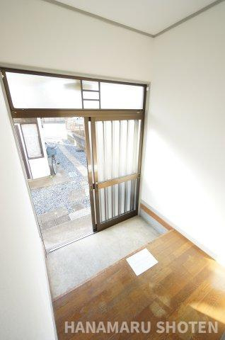 千葉寺町貸家の玄関|詳細、ご不明点等、お気軽にご連絡ください！