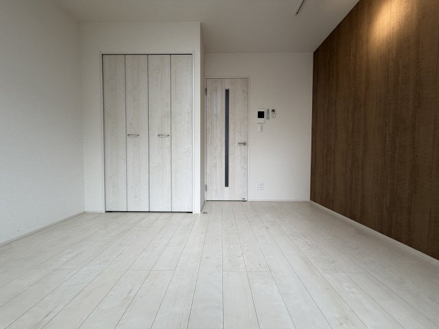 フジパレス尼崎ガーデンⅢ番館の居間・リビング