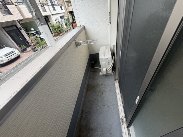 フジパレス尼崎ガーデンⅢ番館のバルコニー