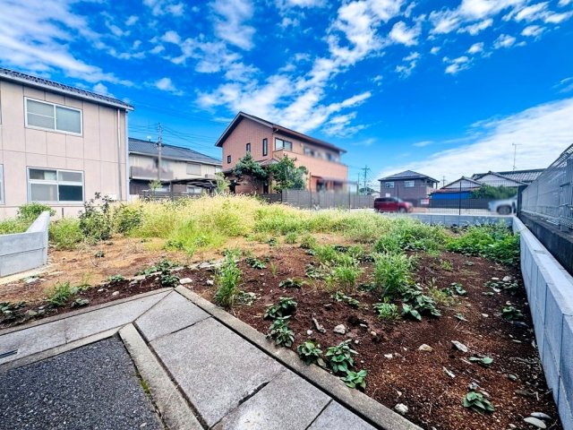 【外観】 | 和光市下新倉4丁目　新築分譲住宅　全4棟（成増店） | 緑あふれる住宅街で叶える、心地よい暮らし。身近な自然が日常に潤いを与え、家族全員がゆったりと寛げる、優れた住環境。