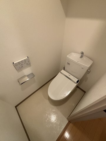 ing Casa西宮Ⅲのトイレ