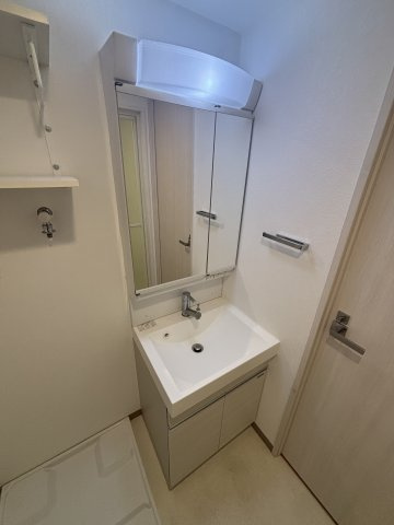 ing Casa西宮Ⅲの独立洗面台