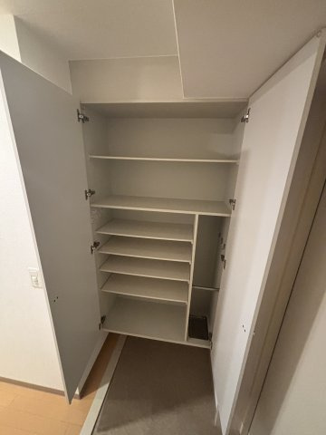 ing Casa西宮Ⅲの収納