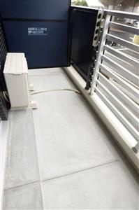 MGA城内のバルコニー