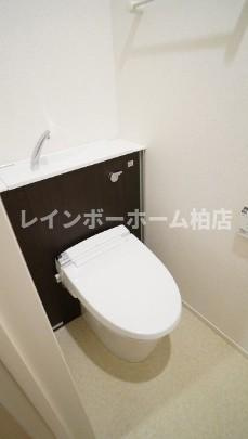 特典：仲介手数料が50％OFFです‼のトイレ|落ち着いた色調のトイレです