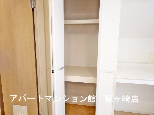 ボヌール・フラグランスＥの収納