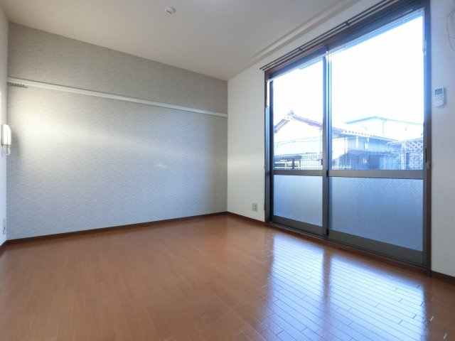 【寝室】 | グランドール /平田
