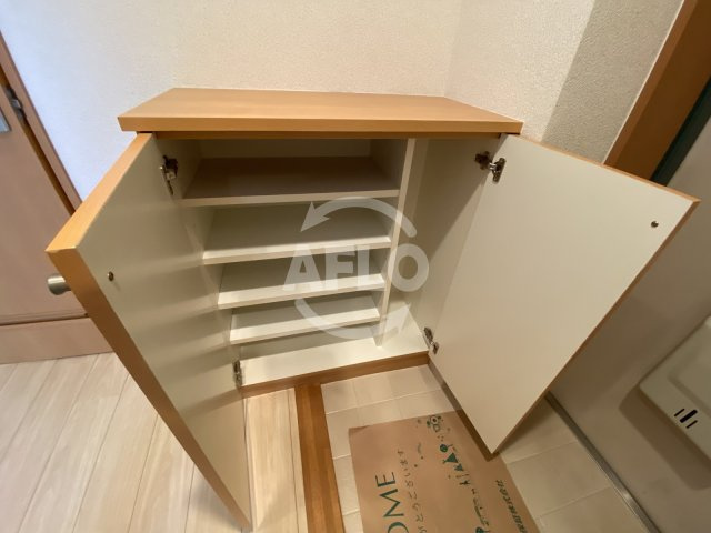 マインズ・コム南森町の収納|フジテラス南森町(旧:コーナーワン)　下駄箱