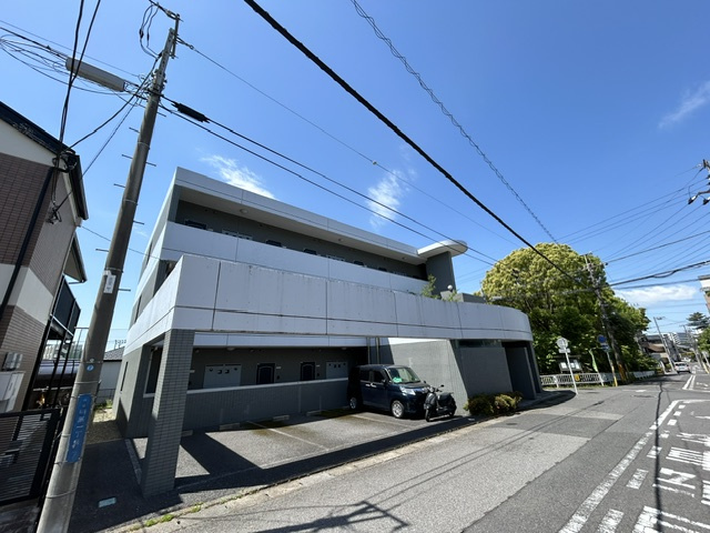 ＭＡＲＥＣＡＧＥ柏の駐車場
