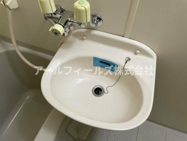 アドサム小山の洗面所