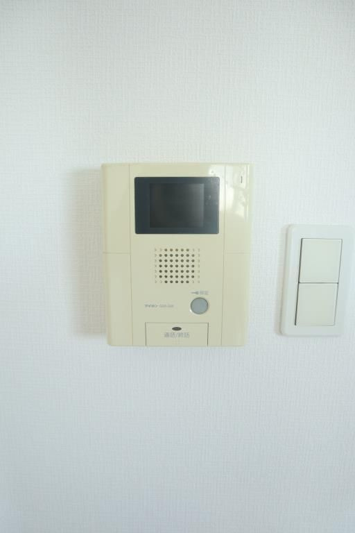ティーズ ステージのセキュリティ|TVモニター付きインターホン
