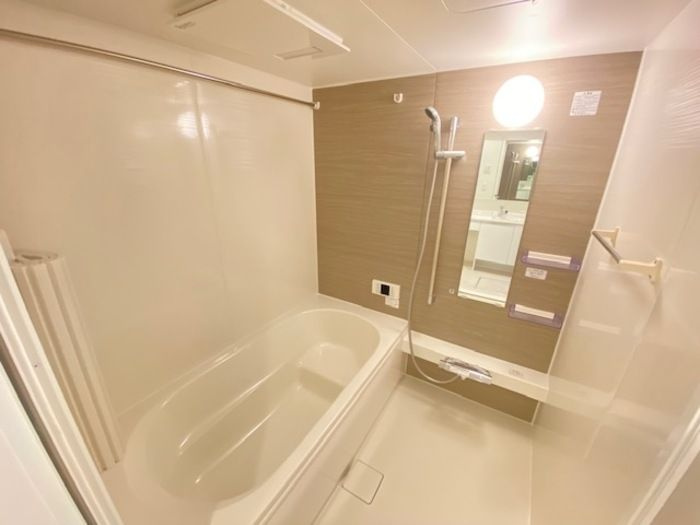 D-room塚口町の浴室