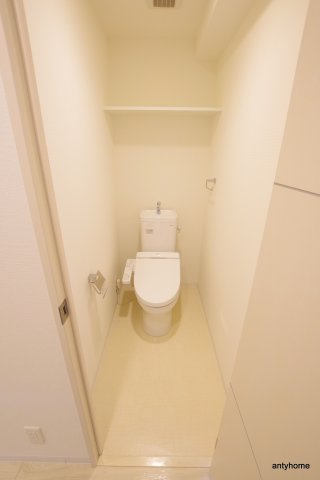 コンフォール京橋　仲介手数料無料のトイレ