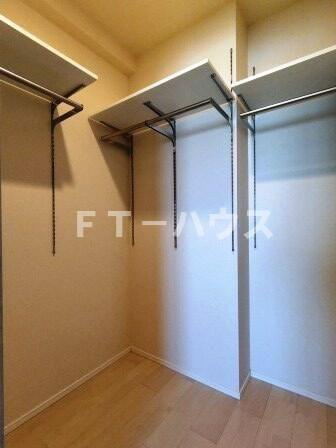 パークホームズＬａＬａ南船橋ステーションプレミアの収納