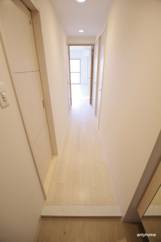 コンフォール京橋　仲介手数料無料の内装