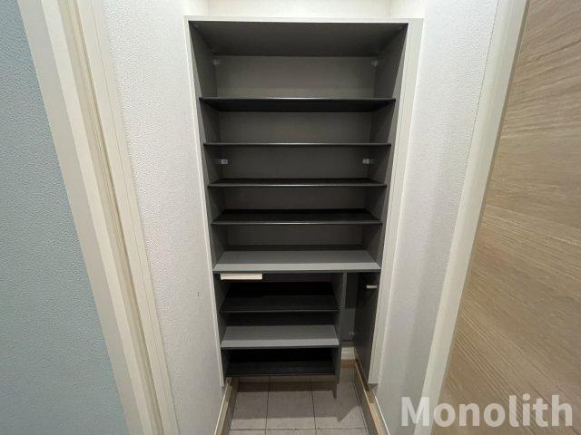 シャーメゾンシャルム磯上の収納