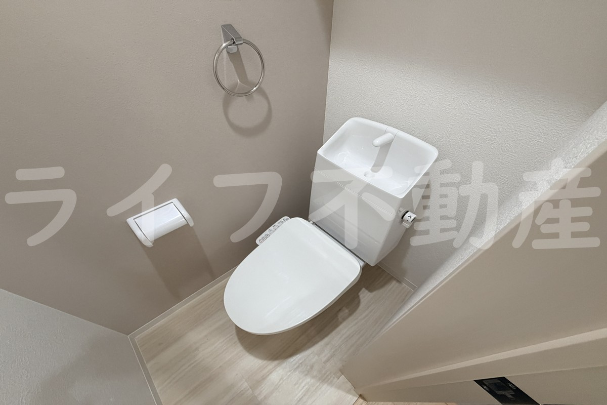 ロイヤルハイツ俊徳道のトイレ
