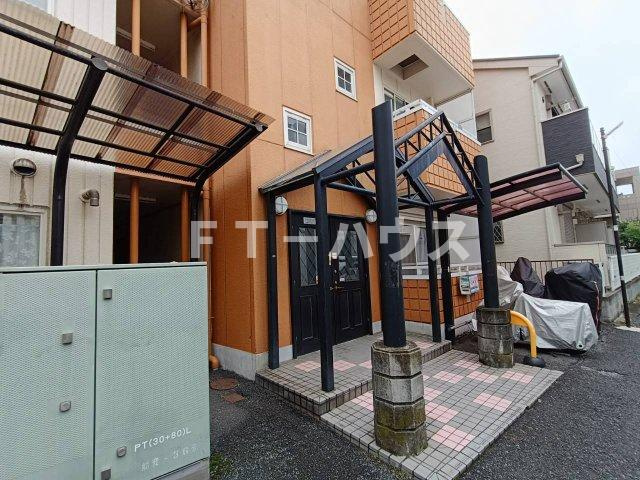 サニーコーポラスのエントランス