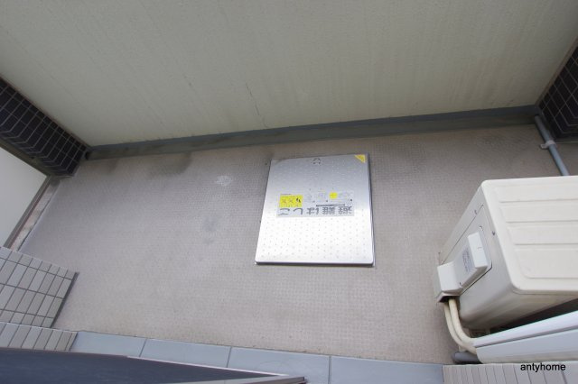 エイペックス新大阪　仲介手数料無料のバルコニー