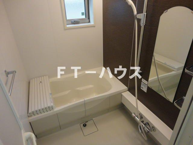 アメニティ本中山の洗面所