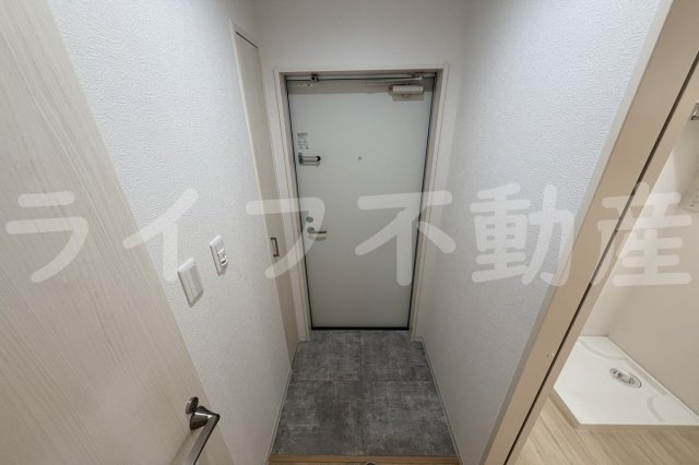 ロイヤルハイツ俊徳道の玄関|毎日通る玄関はこちらです