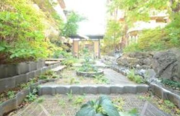 綾東ヴィレッジ弐番館の周辺