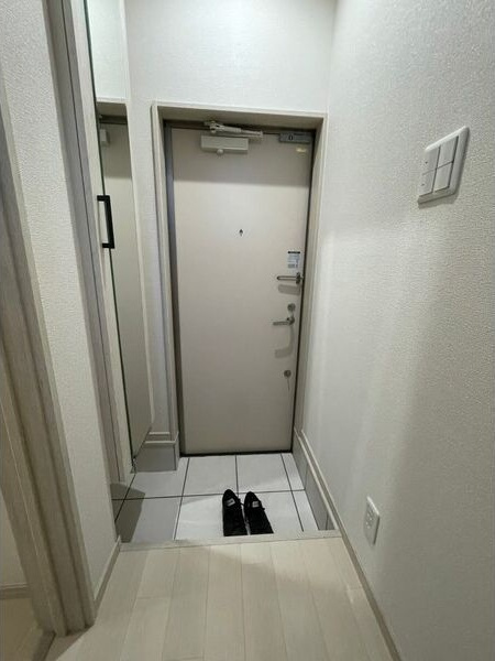 あんしん+稲葉荘08-2001の玄関