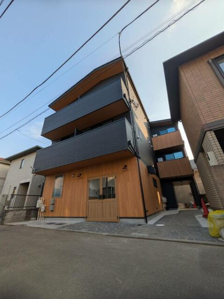 府中市武蔵台２丁目のアパートの外観