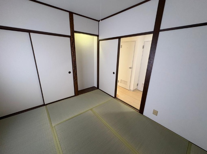 西宮市南昭和町の賃貸マンションの居間・リビング