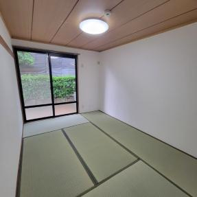 芦屋市浜町の賃貸マンションの居間・リビング