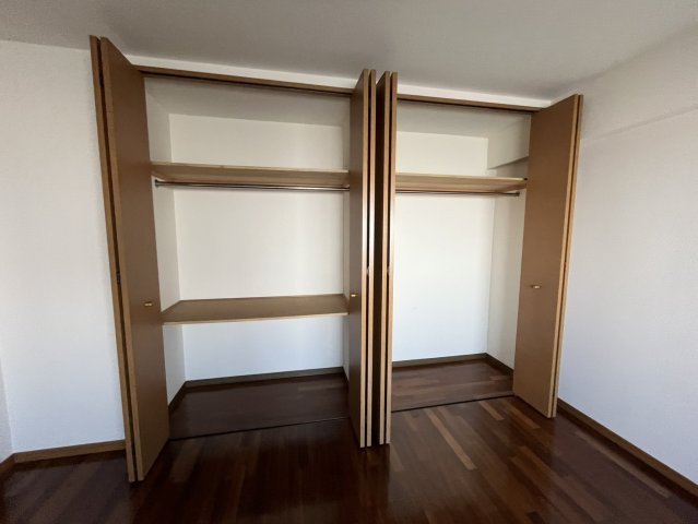 西宮市川東町の賃貸マンションの収納