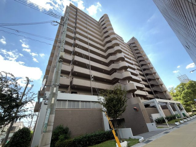 西宮市川東町の賃貸マンションの外観