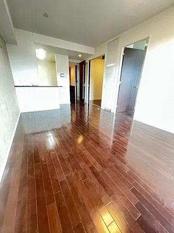 西宮市両度町の賃貸マンションのロビー