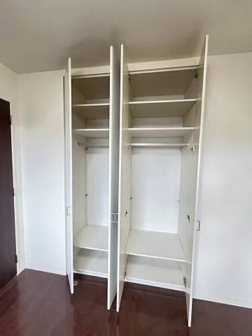 西宮市両度町の賃貸マンションの収納