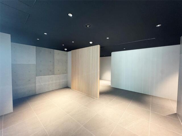 西宮市松原町の賃貸マンションのロビー