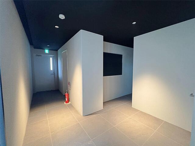 西宮市松原町の賃貸マンションのロビー