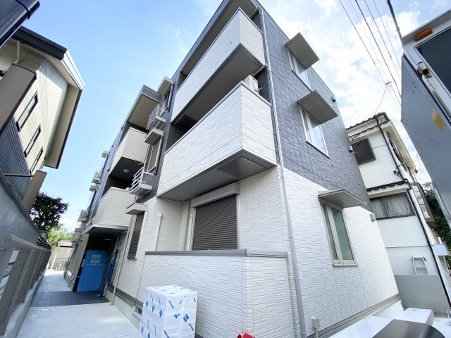 西宮市宮西町のアパート